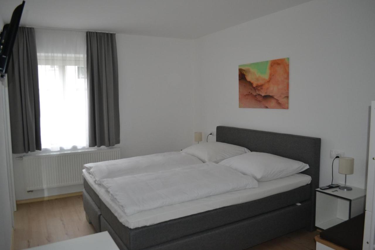 Platia - Rooms Guenzburg Exterior photo